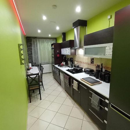 Apartament Venge -Cale Mieszkanie 46M2 Na Wylacznosc - Z Jedna Sypialnia I Jednym Sypialno-Salonem -3 Pietro Bez Windy- Rezerwacja Bez Karty Kredytowej-Klimatyzacja-Netflix-2 Lozeczka Dzieciece- Bezplatny Parking Publiczny วรอตซวาฟ ภายนอก รูปภาพ