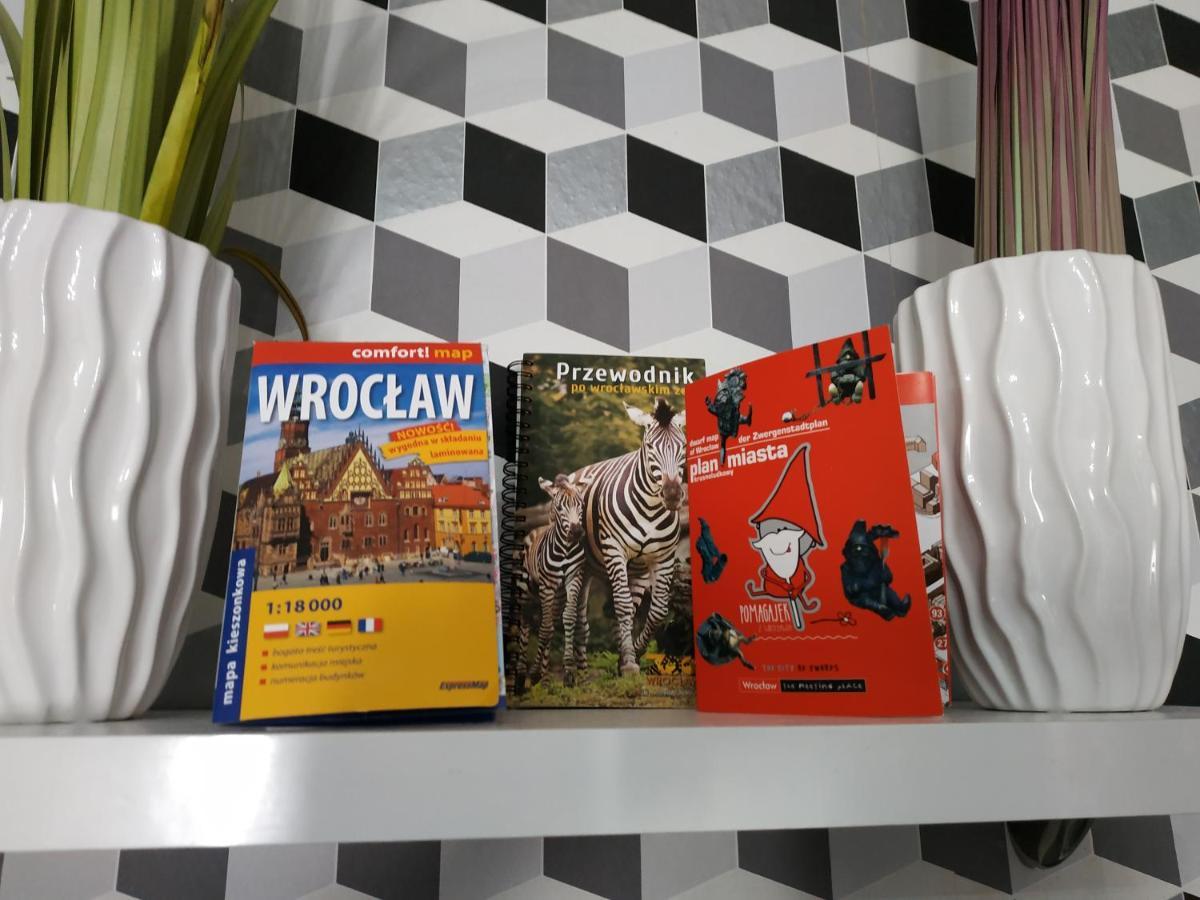 Apartament Venge -Cale Mieszkanie 46M2 Na Wylacznosc - Z Jedna Sypialnia I Jednym Sypialno-Salonem -3 Pietro Bez Windy- Rezerwacja Bez Karty Kredytowej-Klimatyzacja-Netflix-2 Lozeczka Dzieciece- Bezplatny Parking Publiczny วรอตซวาฟ ภายนอก รูปภาพ