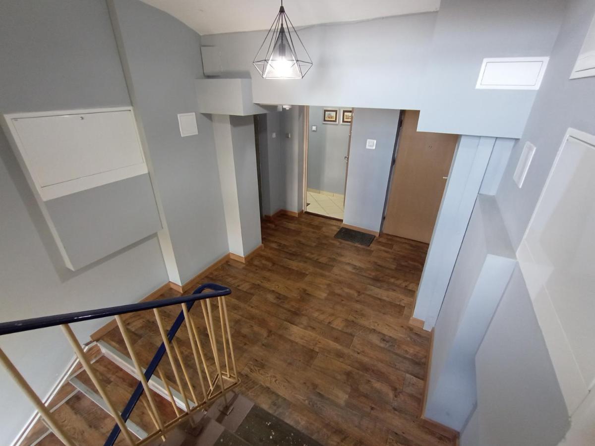 Apartament Venge -Cale Mieszkanie 46M2 Na Wylacznosc - Z Jedna Sypialnia I Jednym Sypialno-Salonem -3 Pietro Bez Windy- Rezerwacja Bez Karty Kredytowej-Klimatyzacja-Netflix-2 Lozeczka Dzieciece- Bezplatny Parking Publiczny วรอตซวาฟ ภายนอก รูปภาพ