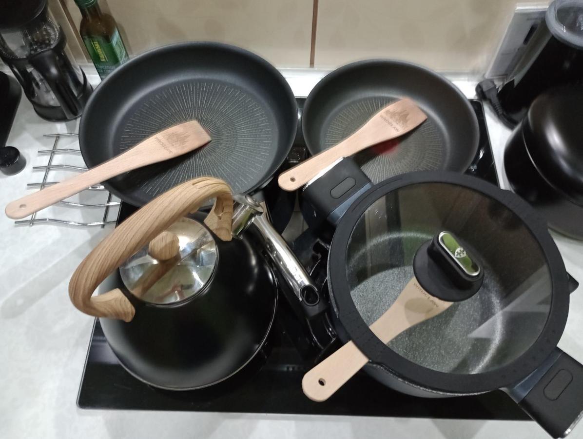 Apartament Venge -Cale Mieszkanie 46M2 Na Wylacznosc - Z Jedna Sypialnia I Jednym Sypialno-Salonem -3 Pietro Bez Windy- Rezerwacja Bez Karty Kredytowej-Klimatyzacja-Netflix-2 Lozeczka Dzieciece- Bezplatny Parking Publiczny วรอตซวาฟ ภายนอก รูปภาพ
