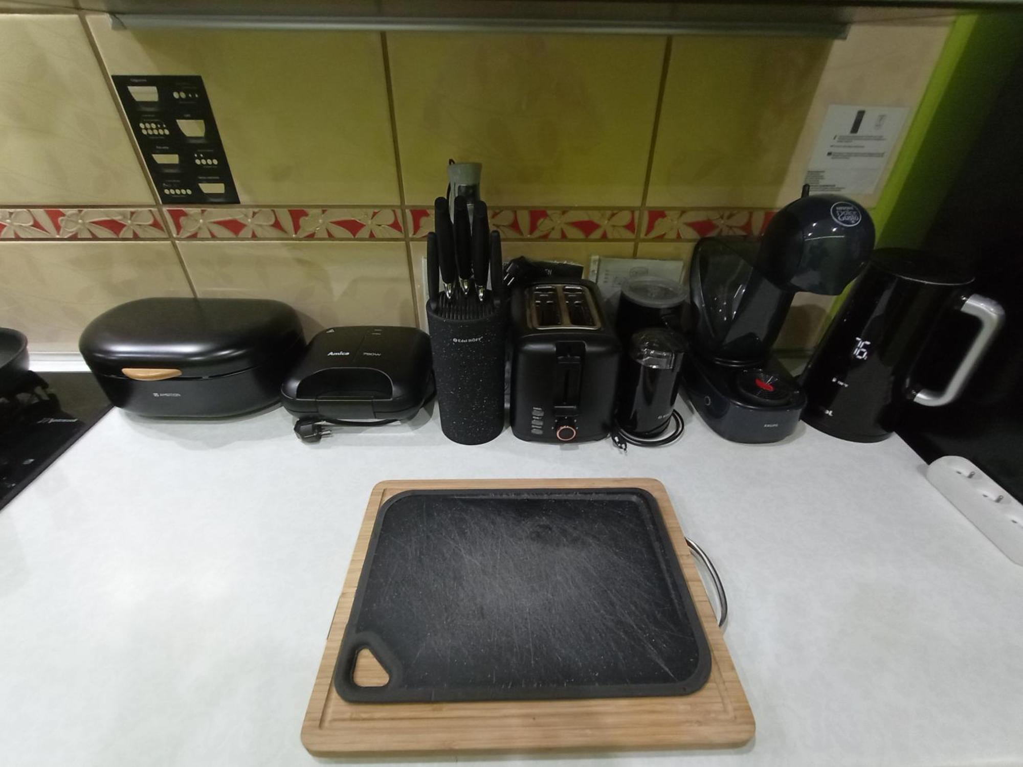 Apartament Venge -Cale Mieszkanie 46M2 Na Wylacznosc - Z Jedna Sypialnia I Jednym Sypialno-Salonem -3 Pietro Bez Windy- Rezerwacja Bez Karty Kredytowej-Klimatyzacja-Netflix-2 Lozeczka Dzieciece- Bezplatny Parking Publiczny วรอตซวาฟ ภายนอก รูปภาพ