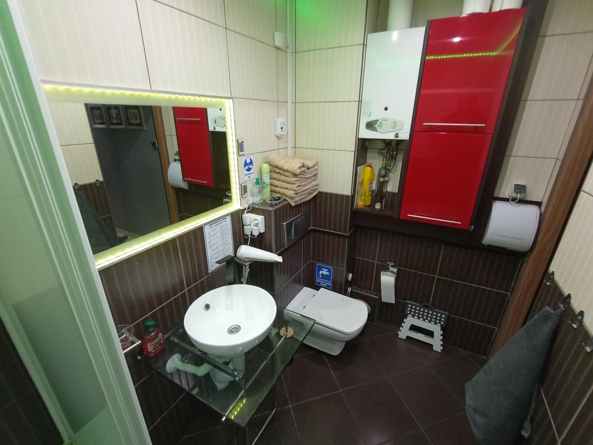Apartament Venge -Cale Mieszkanie 46M2 Na Wylacznosc - Z Jedna Sypialnia I Jednym Sypialno-Salonem -3 Pietro Bez Windy- Rezerwacja Bez Karty Kredytowej-Klimatyzacja-Netflix-2 Lozeczka Dzieciece- Bezplatny Parking Publiczny วรอตซวาฟ ภายนอก รูปภาพ