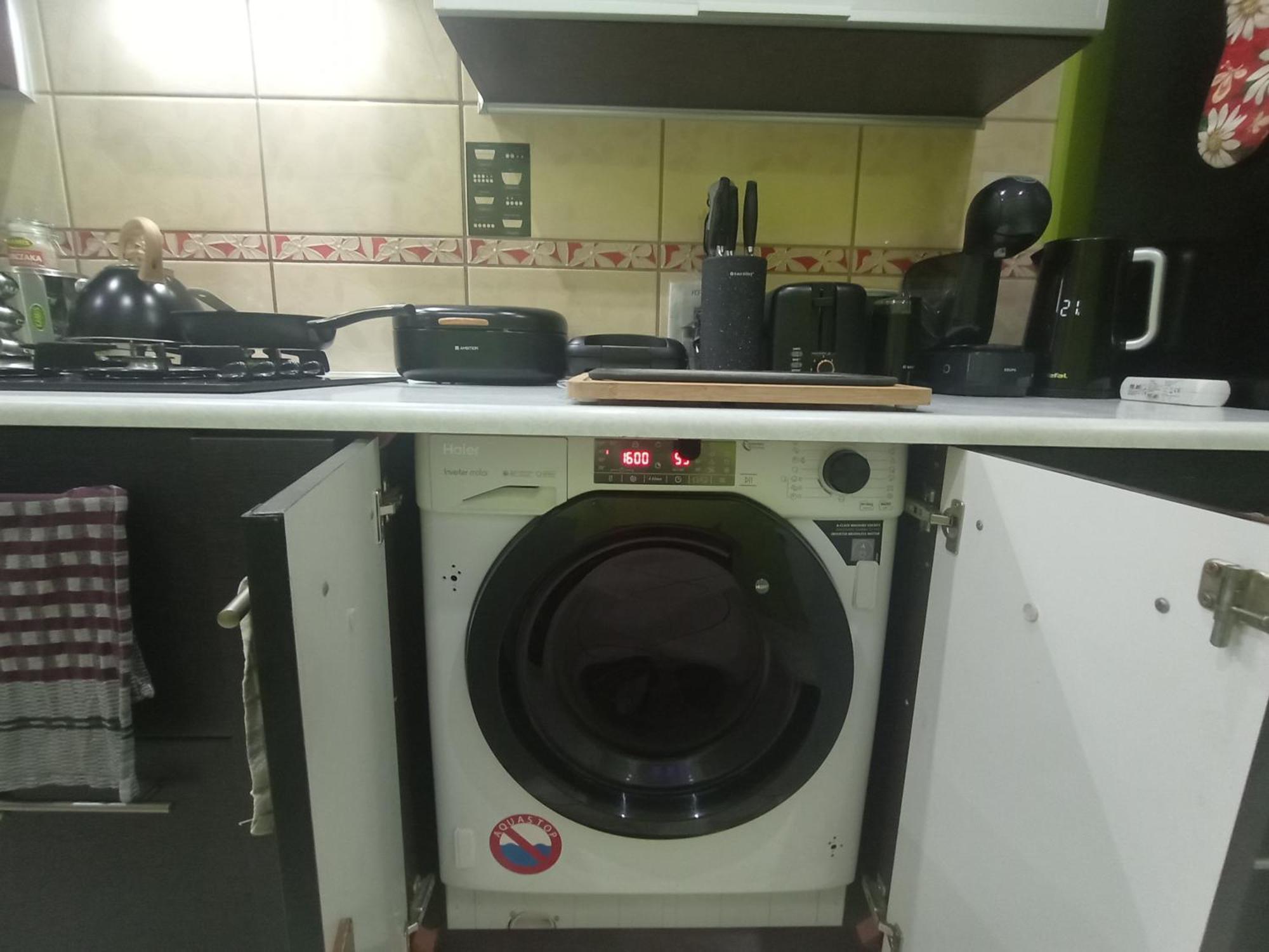 Apartament Venge -Cale Mieszkanie 46M2 Na Wylacznosc - Z Jedna Sypialnia I Jednym Sypialno-Salonem -3 Pietro Bez Windy- Rezerwacja Bez Karty Kredytowej-Klimatyzacja-Netflix-2 Lozeczka Dzieciece- Bezplatny Parking Publiczny วรอตซวาฟ ภายนอก รูปภาพ
